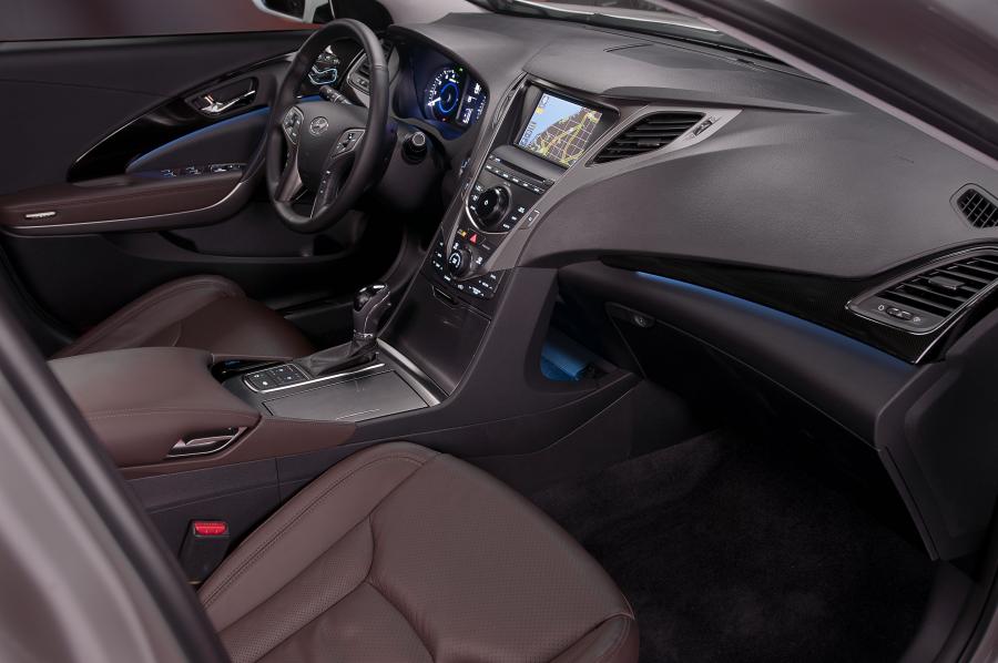  Hyundai Azera 2012 года  (фото 55 из 103)